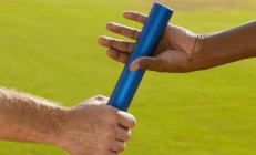 开云体育登录-小贾伦关键战不手软，湖人太阳激战见证新星崛起