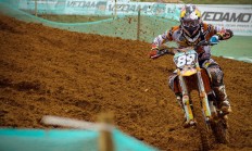 开云足球直播-冰火双极，从加拿大压哨绝杀到久保建英欧冠封神，足球世界的偶然与必然