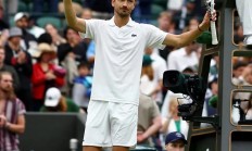 开云官方app入口-包含英国网球队碾压澳大利亚网球队，梅德韦杰夫制霸全场的词条