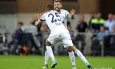 开云体育app-包含沙尔克主场遭遇挫败，保级之路越发坎坷的词条