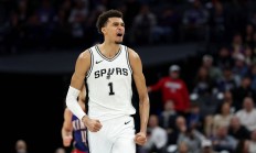 开云在线赛事平台-篮球巨星在海外比赛中积极斗志