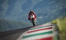 开云体育平台APP-总决赛之夜，当字母哥在末节成为唯一主宰