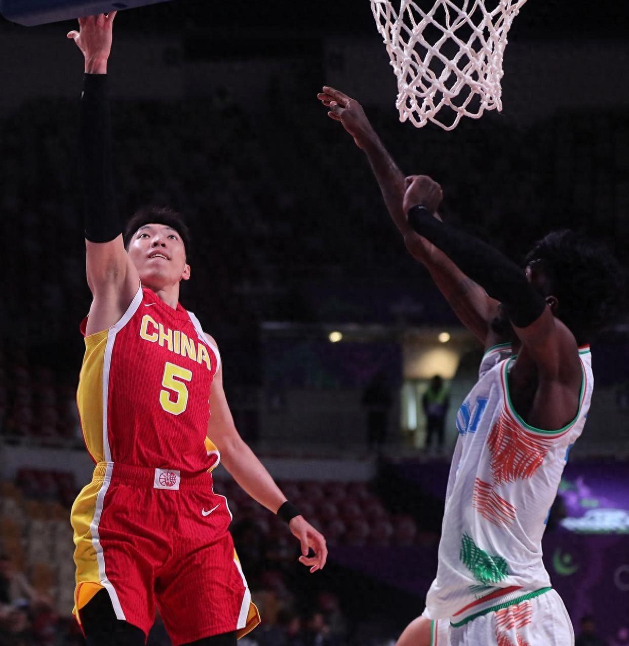 球员表现亮眼,中国篮球职业联赛引发热议的简单介绍 球员表现亮眼,中国篮球职业联赛引发热议的简单介绍