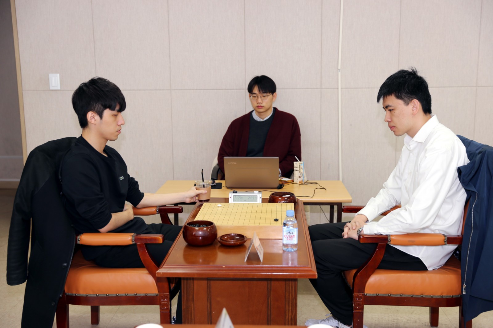 韩国力挫对手，夺取胜利之路！