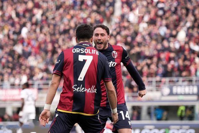 包含意大利联赛精彩临场呈现,瞬间感动球迷的词条 包含意大利联赛精彩临场呈现,瞬间感动球迷的词条