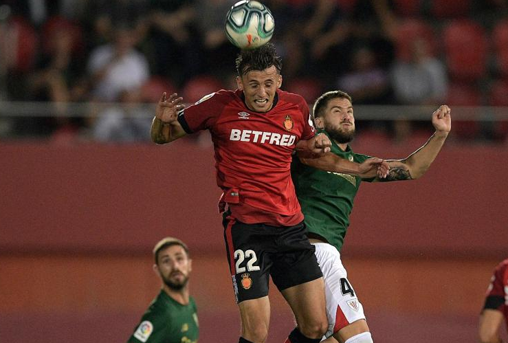 亚眠客场战胜昂热，实现关键胜利的简单介绍