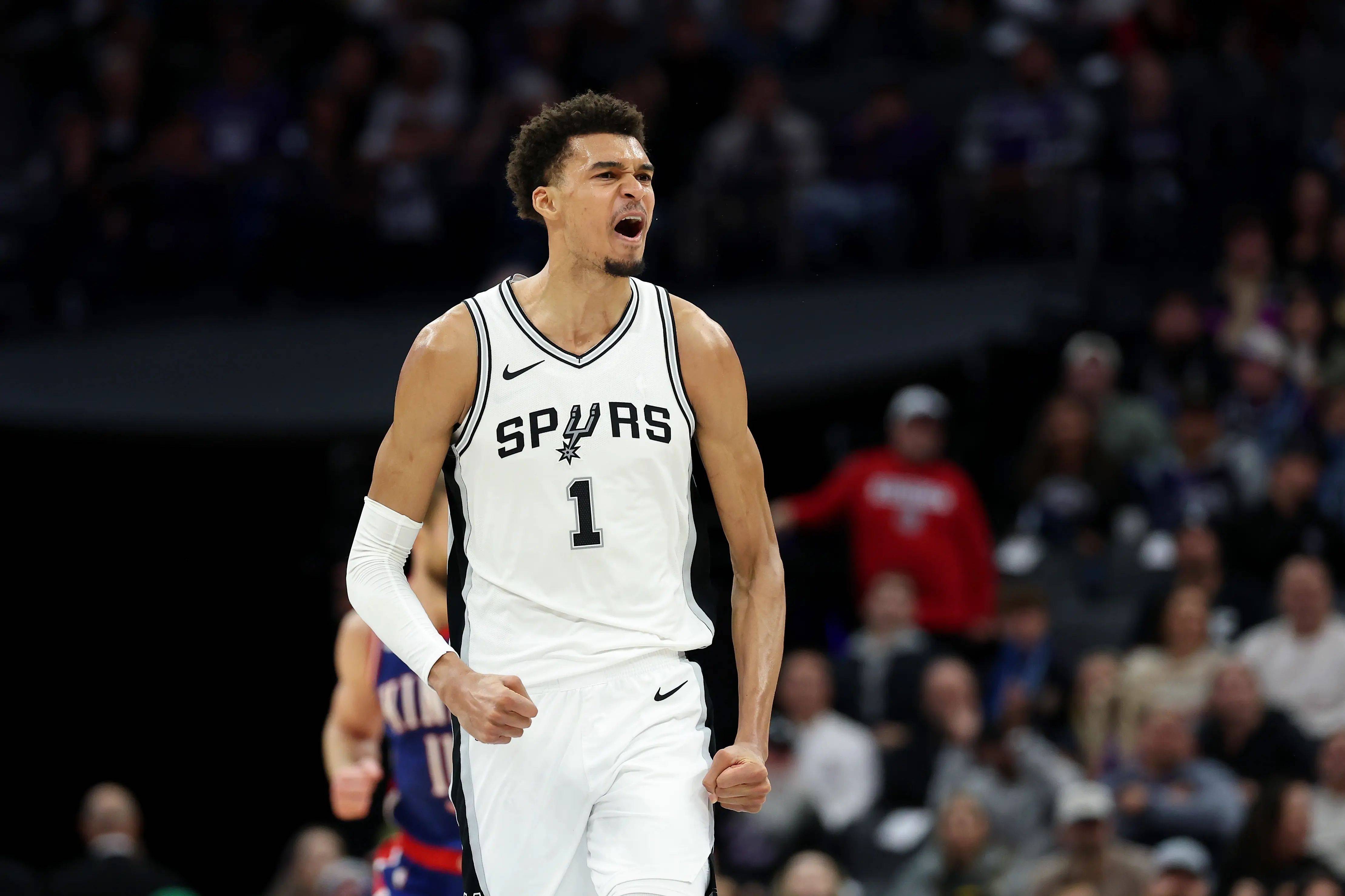 篮球巨星在海外比赛中积极斗志