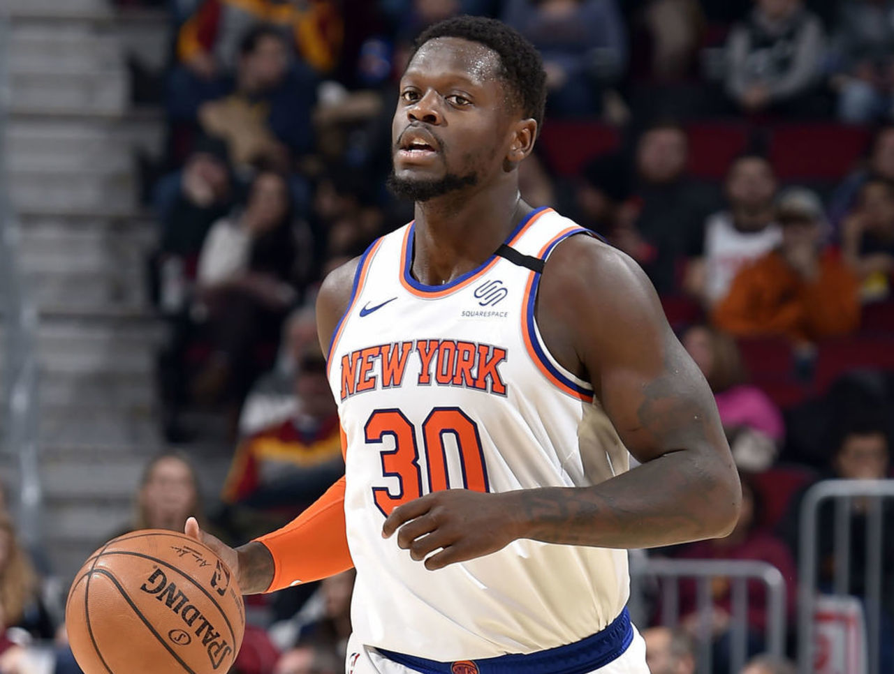 关于朱利叶斯·兰德尔独得分帮助尼克斯逆转夏洛特核时看的信息