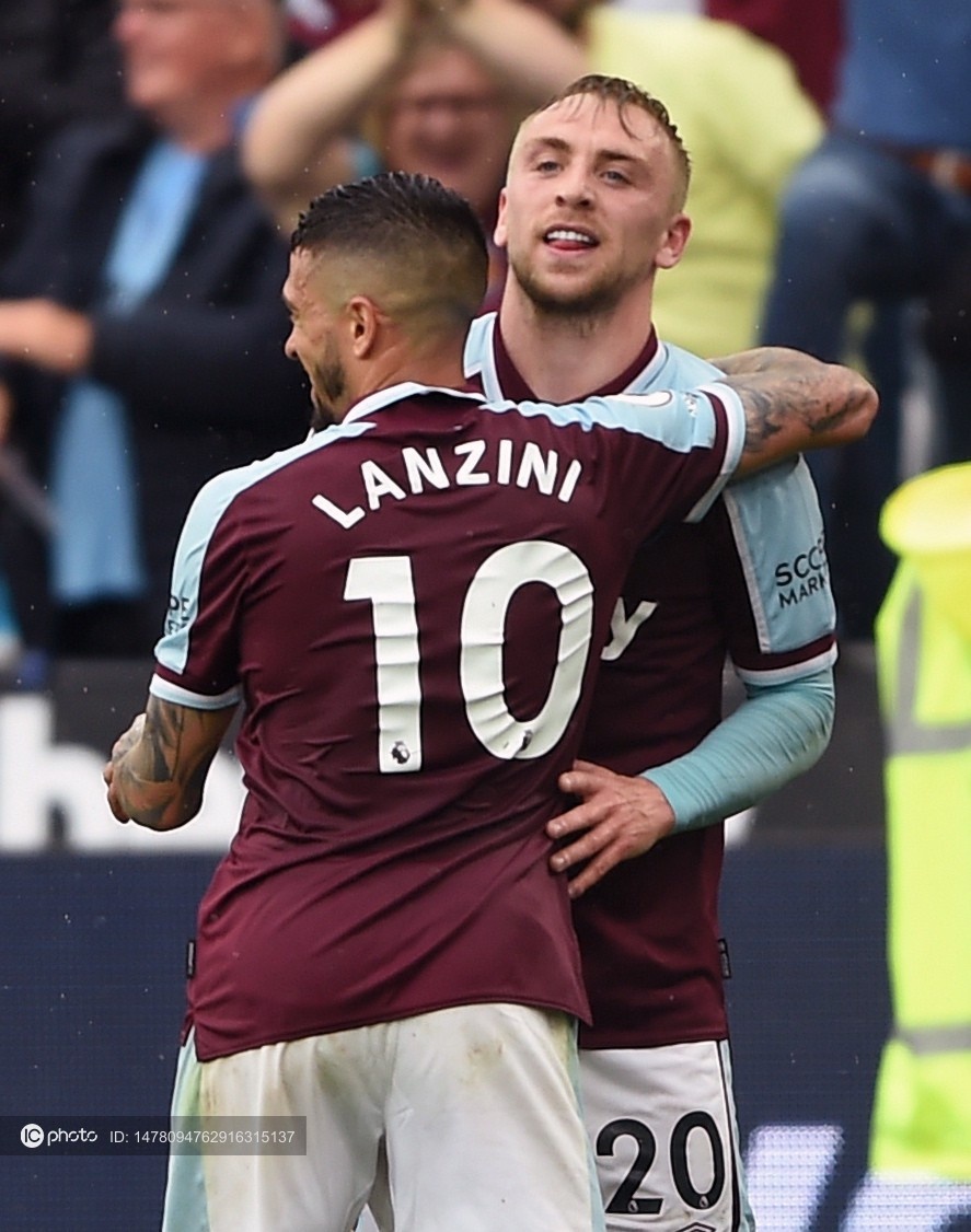 关于西汉姆联主将冠最佳球员一致领悟的信息