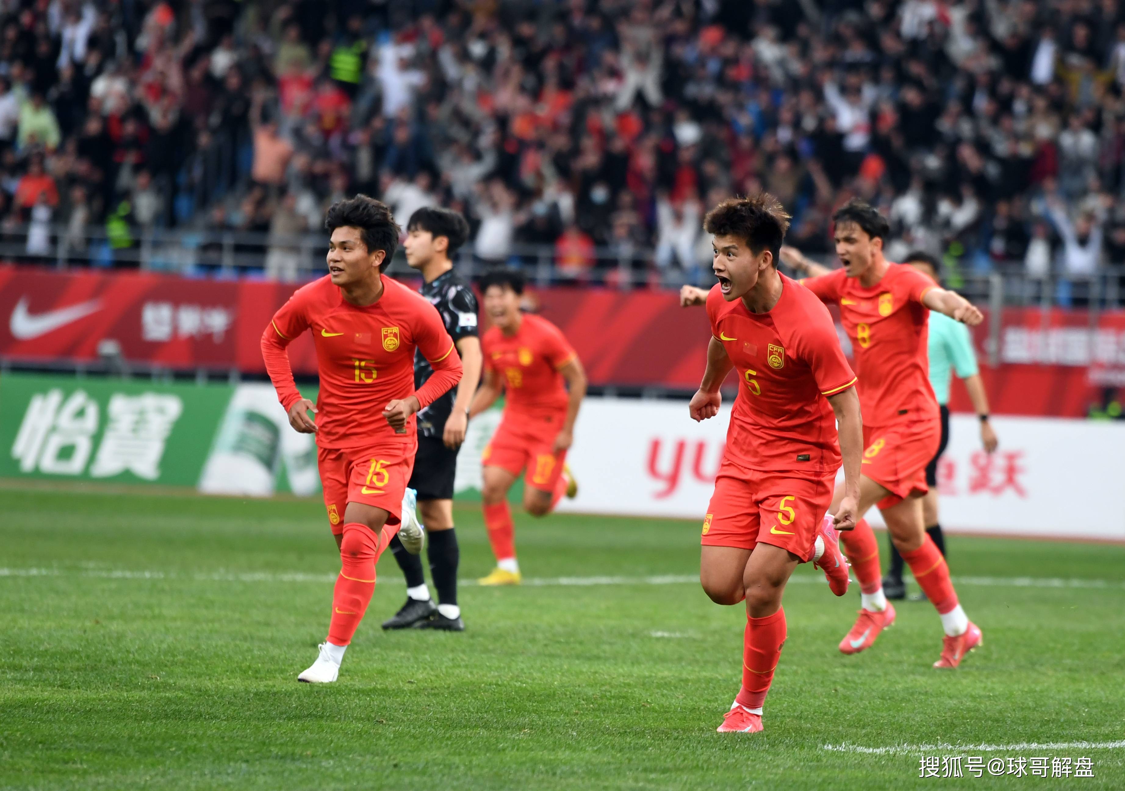 包含亚洲杯：日本队成功晋级四强，期待夺冠的词条