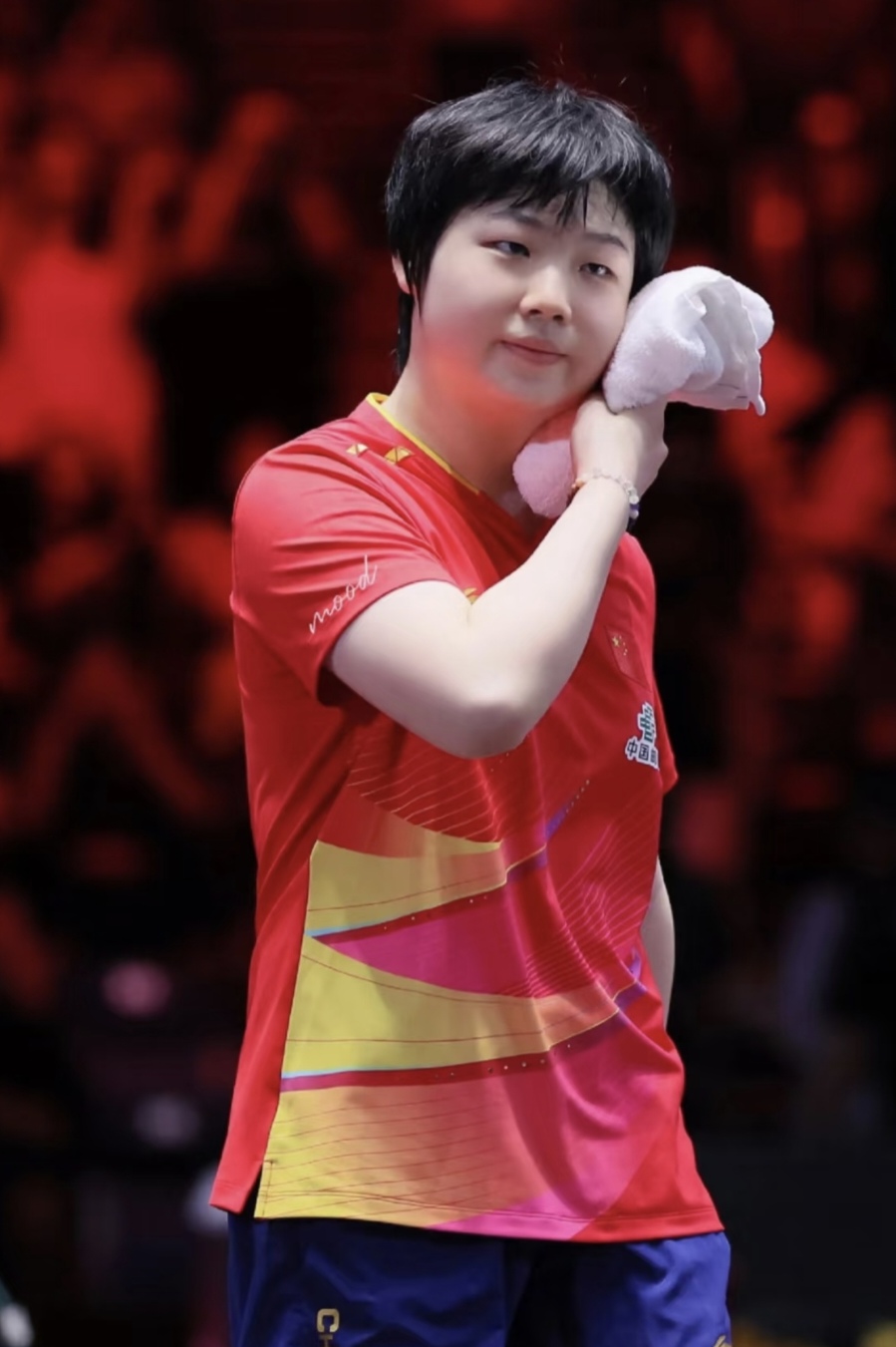 九天揽月女足运动员飒爽出场