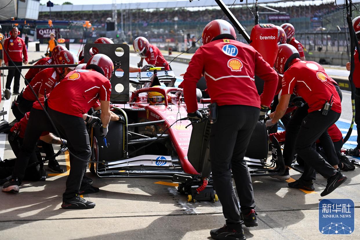 哈斯车队碾压阿斯顿马丁，汉密尔顿惊艳四座的简单介绍