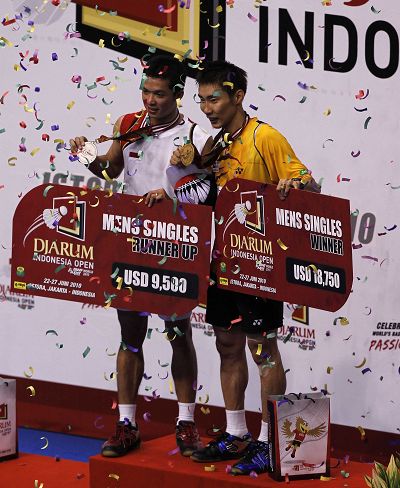 包含印度羽毛球队爆冷中国羽毛球队，陶菲克关键制胜的词条