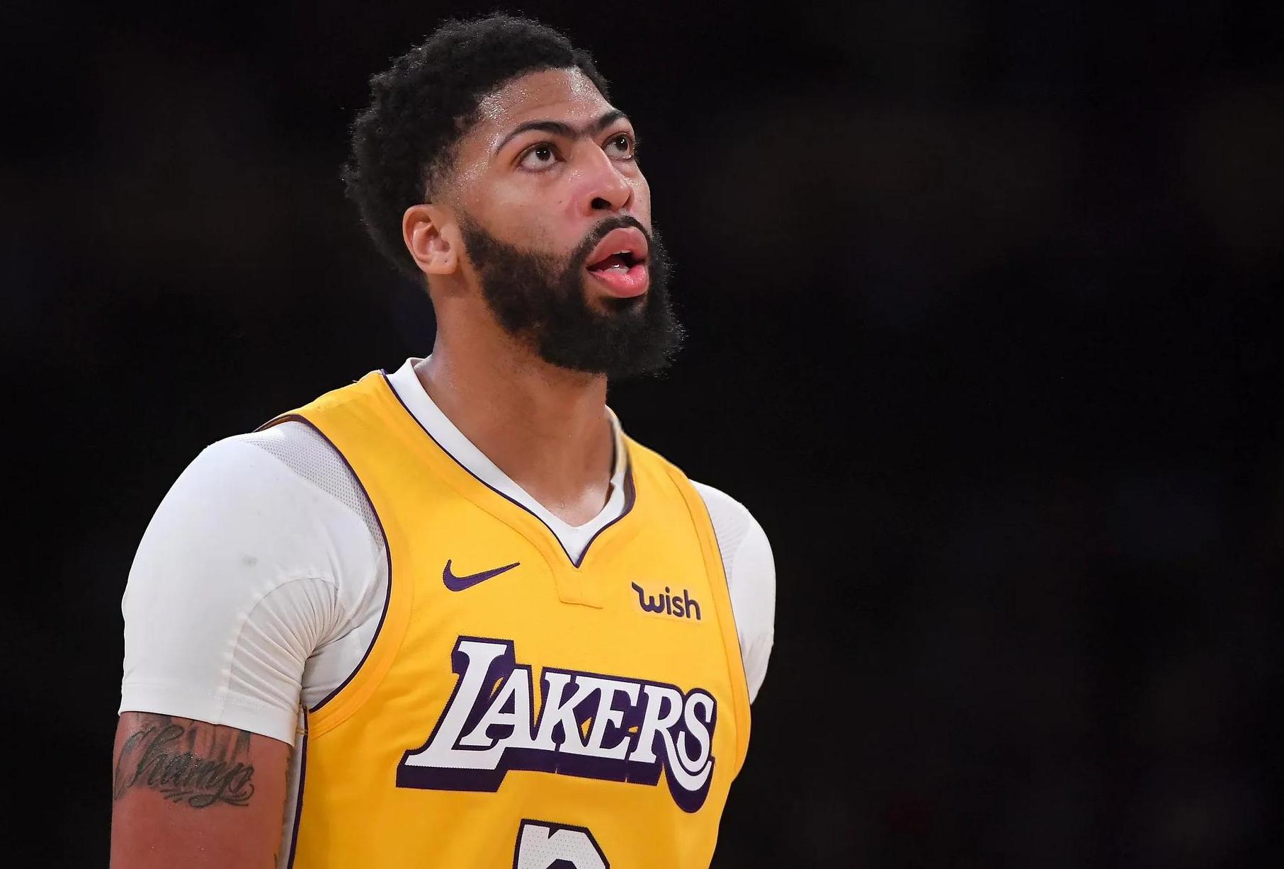 包含勇士B队绝地反击公牛，费沃斯关键制胜的词条