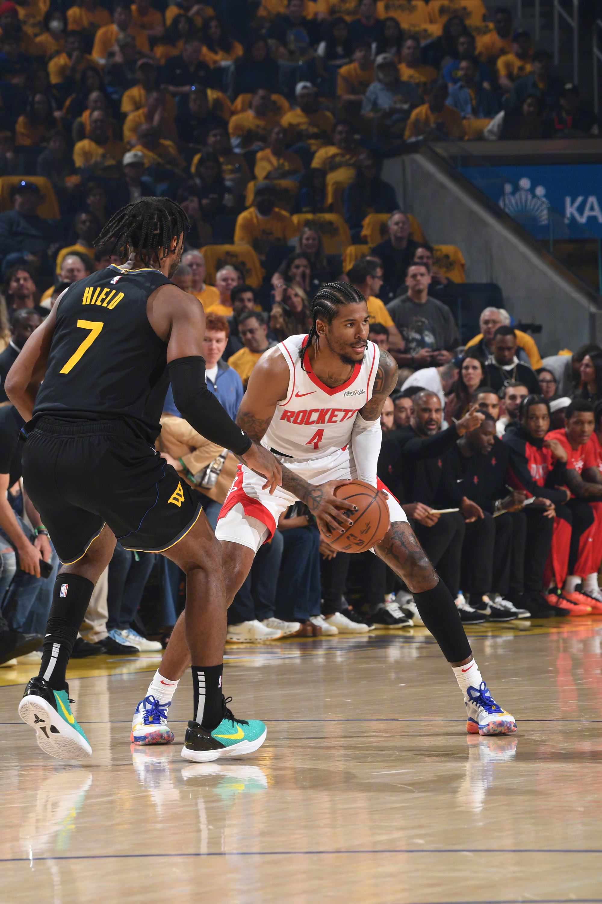 关于新疆队鏖战雷霆，范弗利特关键制胜的信息