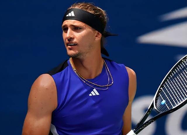 关于西班牙网球队爆冷美国网球队，兹维列夫高光表现的信息