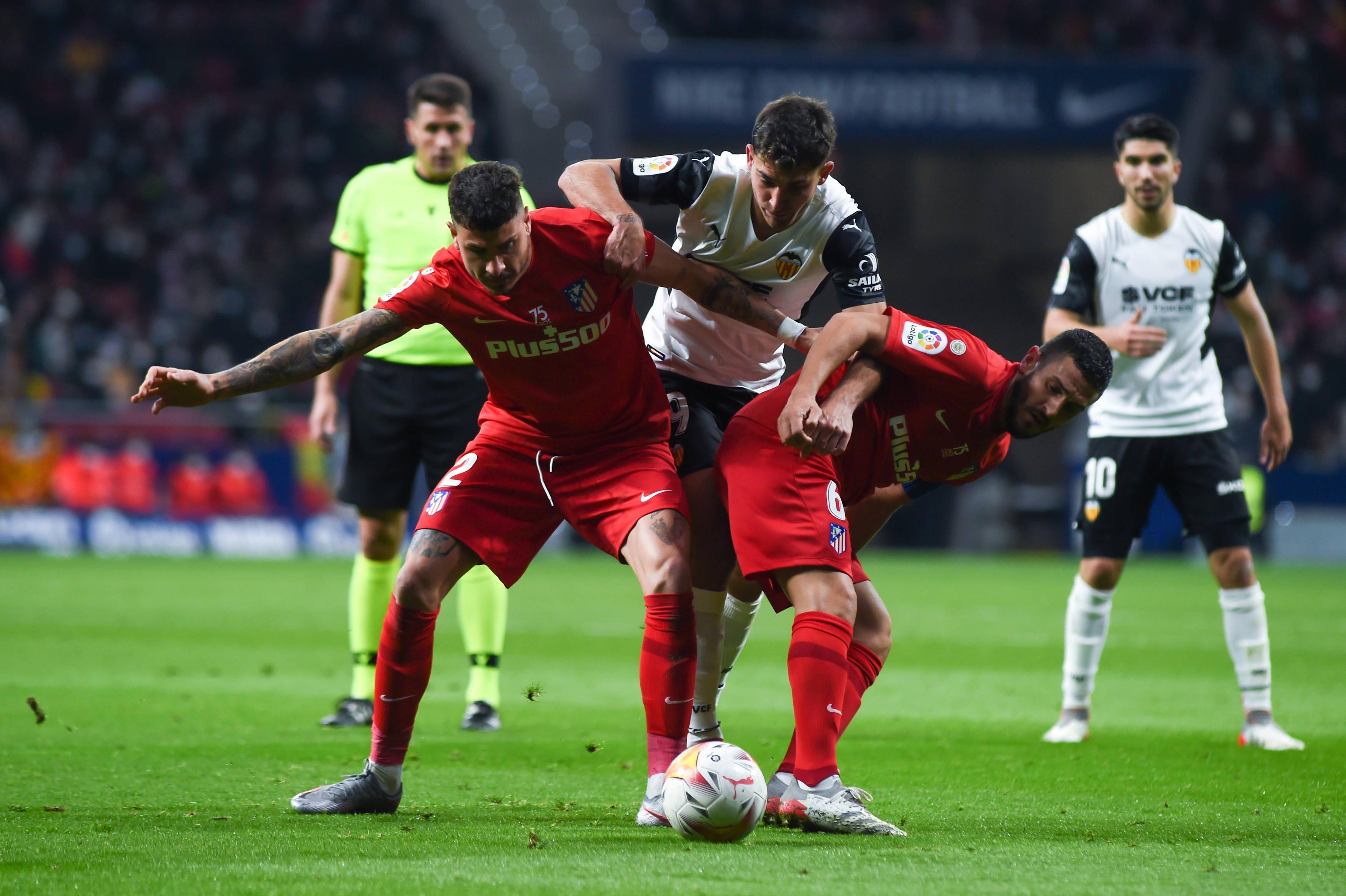 关于马德里竞技险胜塞内加尔，苏亚雷斯制霸全场的信息