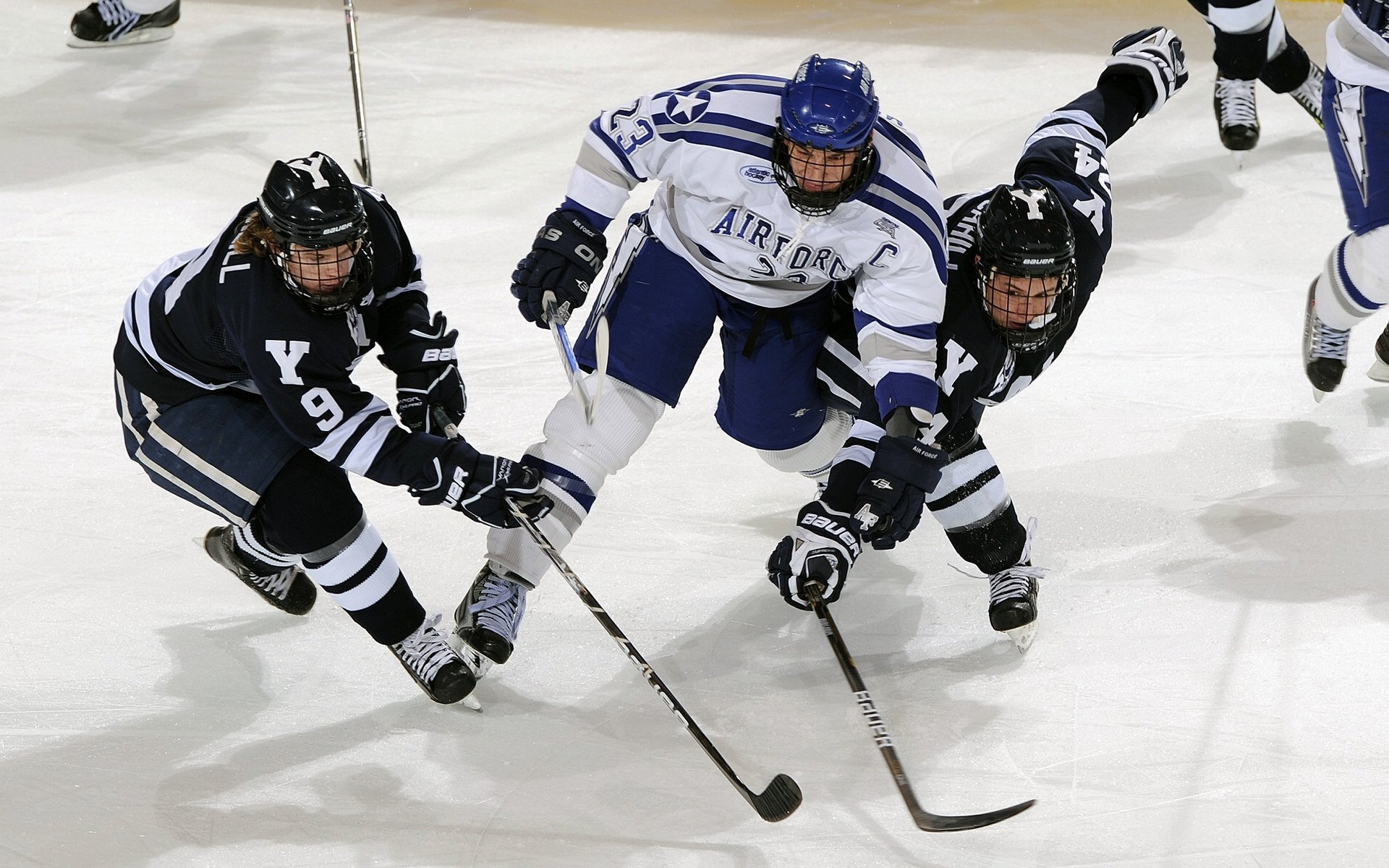 世界排名争夺战之夜,帕尔默成为全场焦点